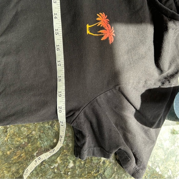 Denim & Flower LA black short sleeve. Palm trees. Size large. Beach. 100% cotton - Picture 7 of 8